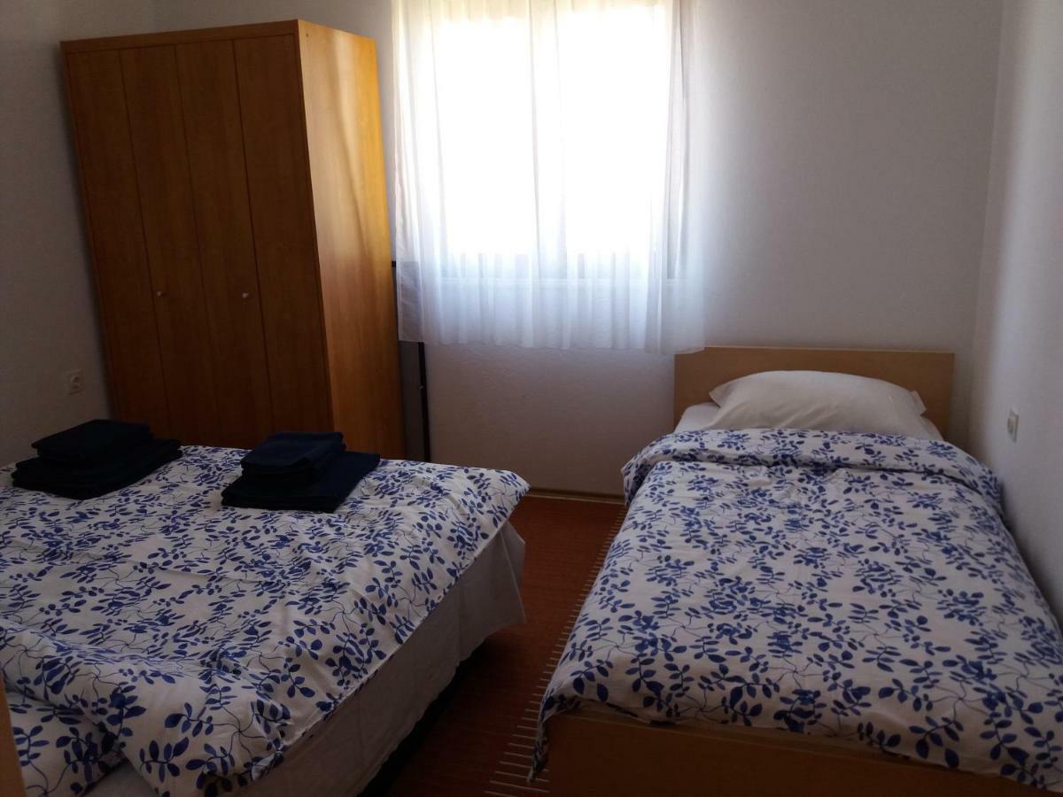 Apartman Nin-Dodo Exterior foto