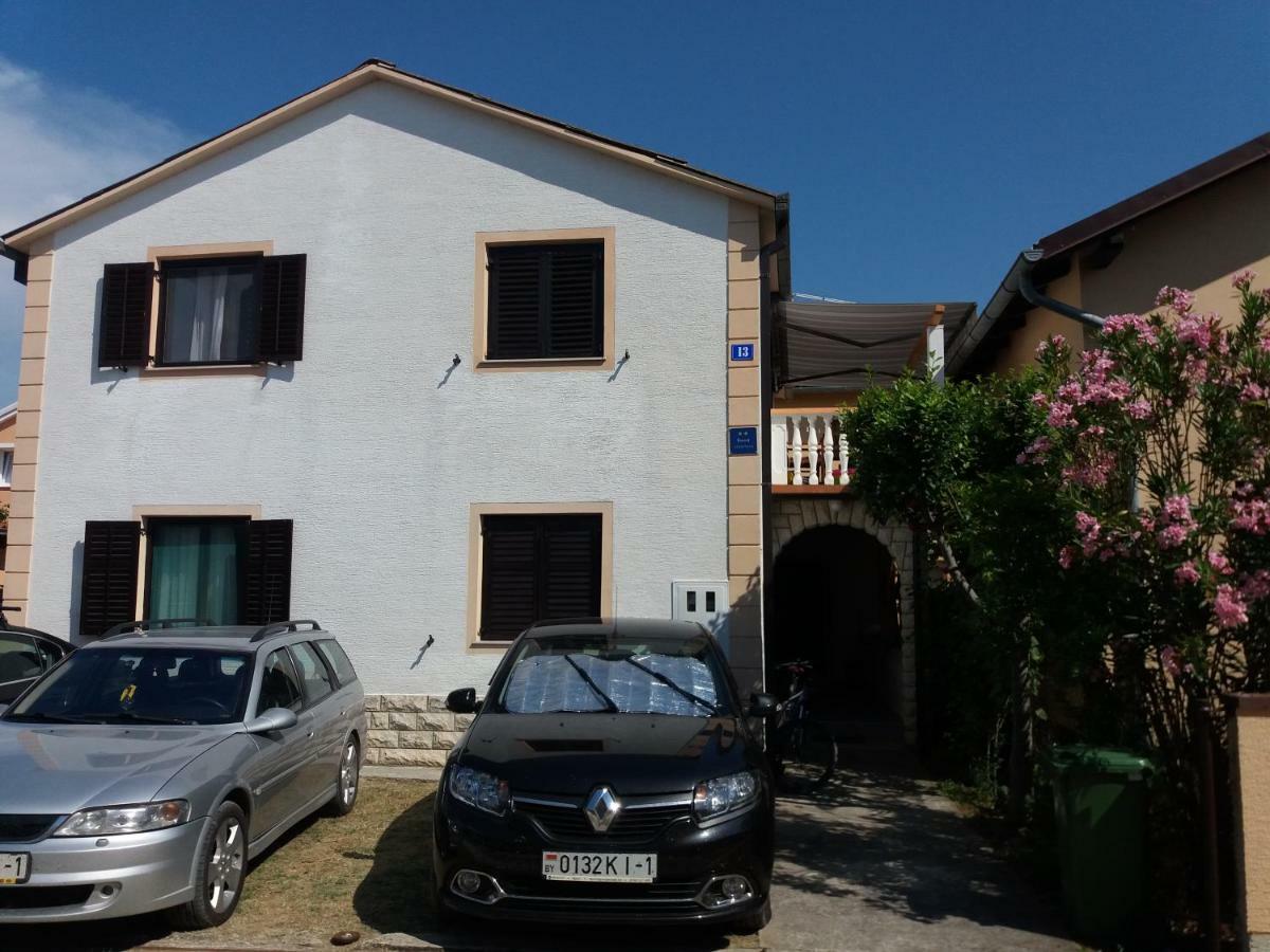 Apartman Nin-Dodo Exterior foto