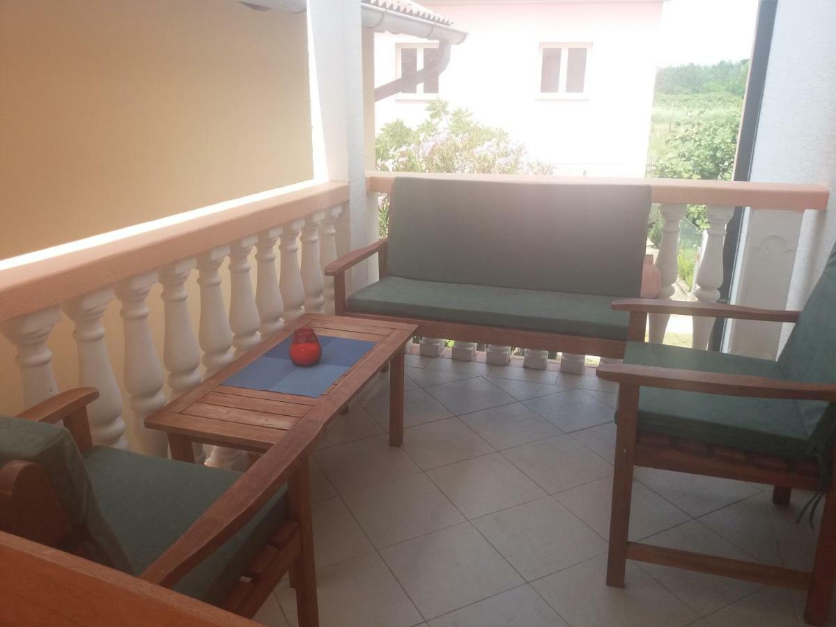 Apartman Nin-Dodo Exterior foto