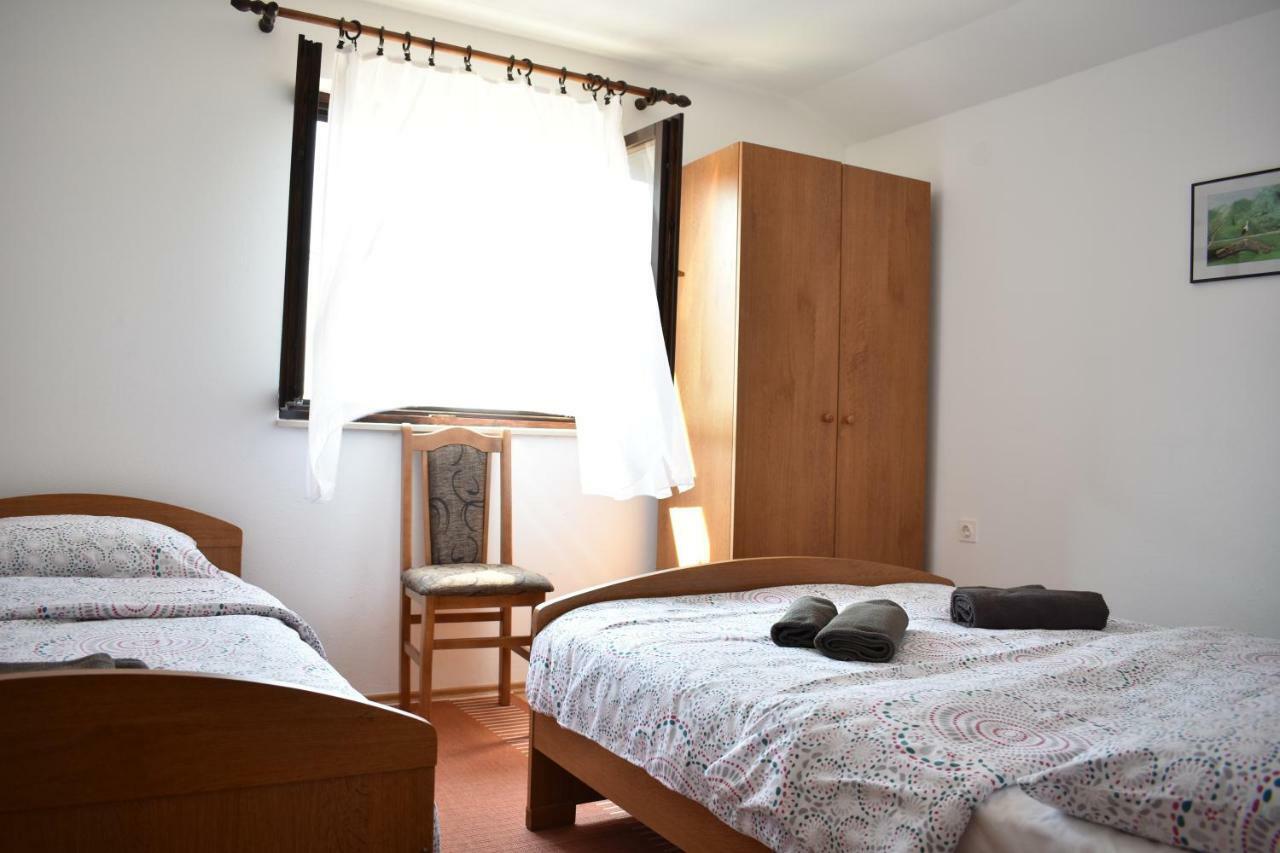 Apartman Nin-Dodo Exterior foto