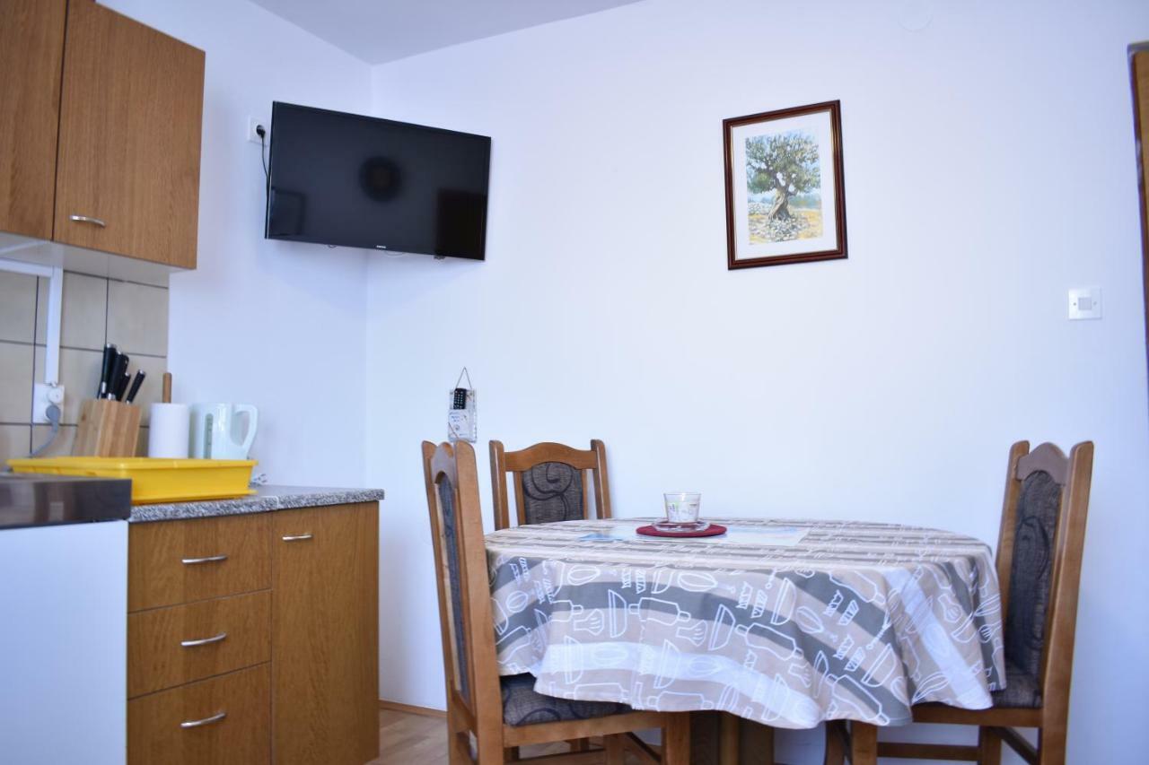 Apartman Nin-Dodo Exterior foto