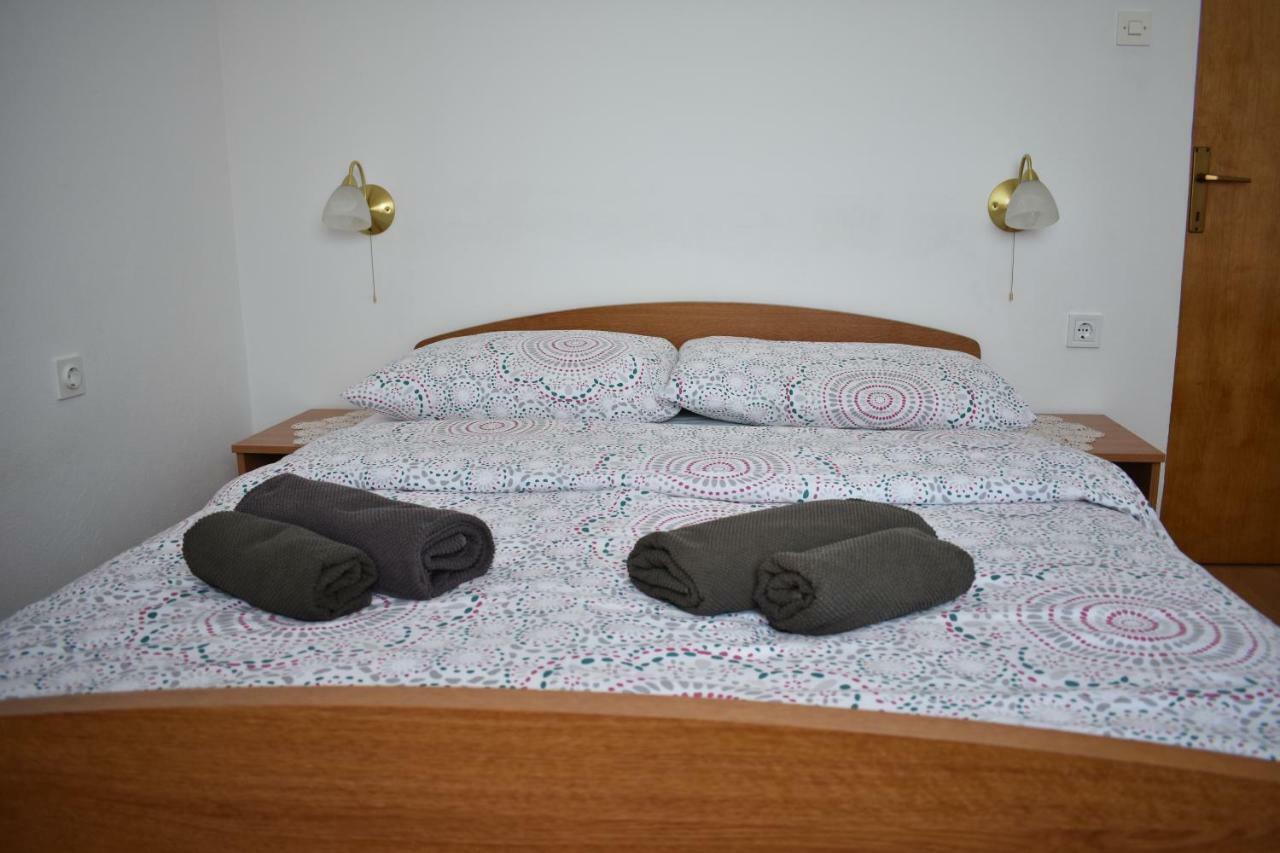 Apartman Nin-Dodo Exterior foto